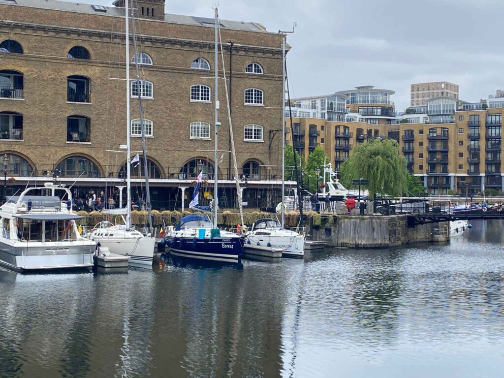 Zeilboten in de haven
